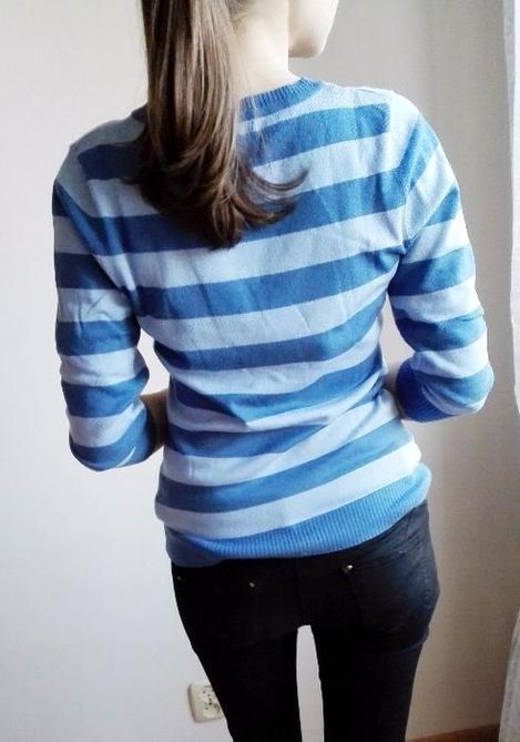 Sweter w paski z dekoltem V niebieski H&M rozmiar M jak nowy