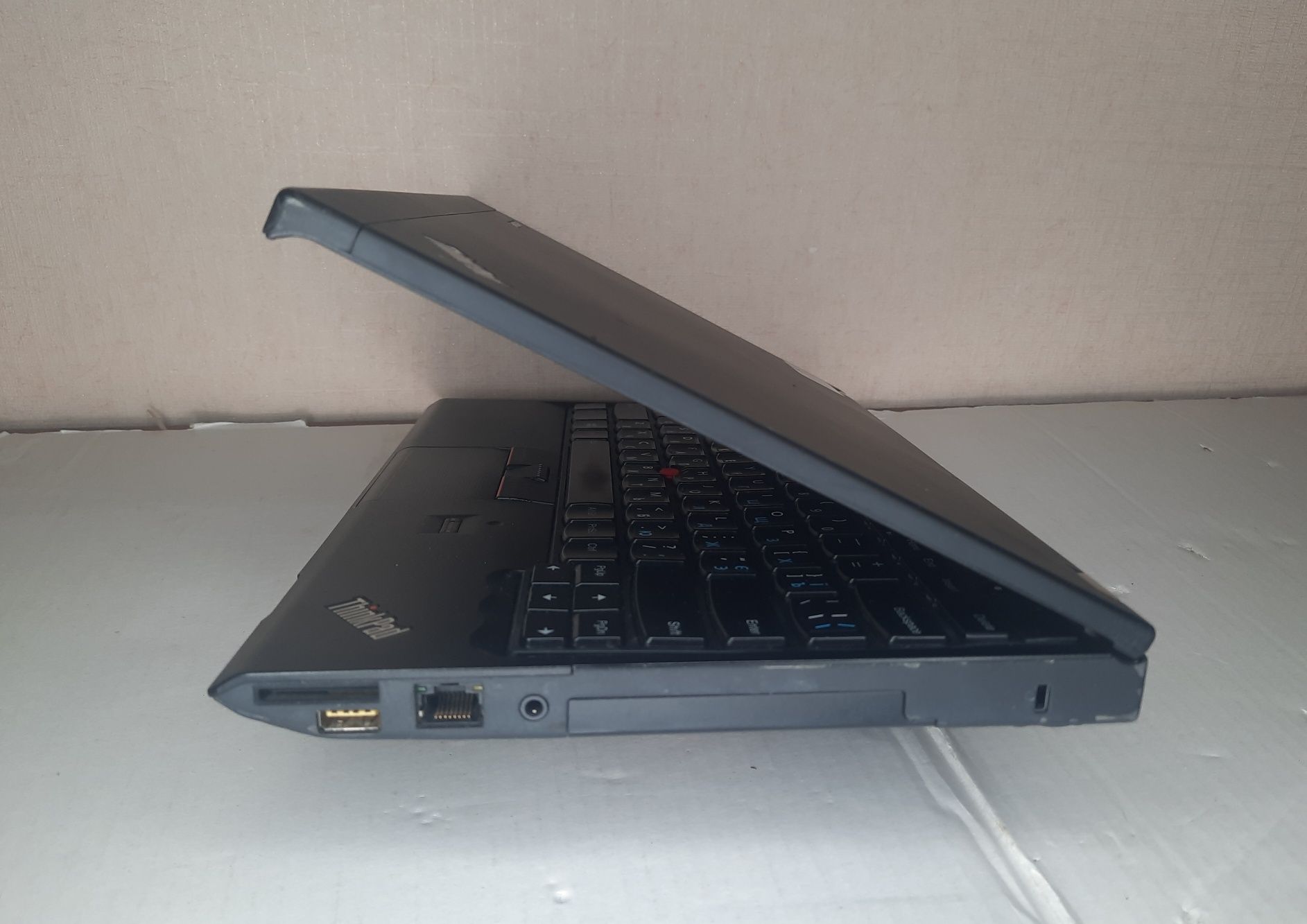 Lenovo ThinkPad X220/ 4 Gb/ i3-2350M/ SSD 256 Гб/ БатареяРобоча