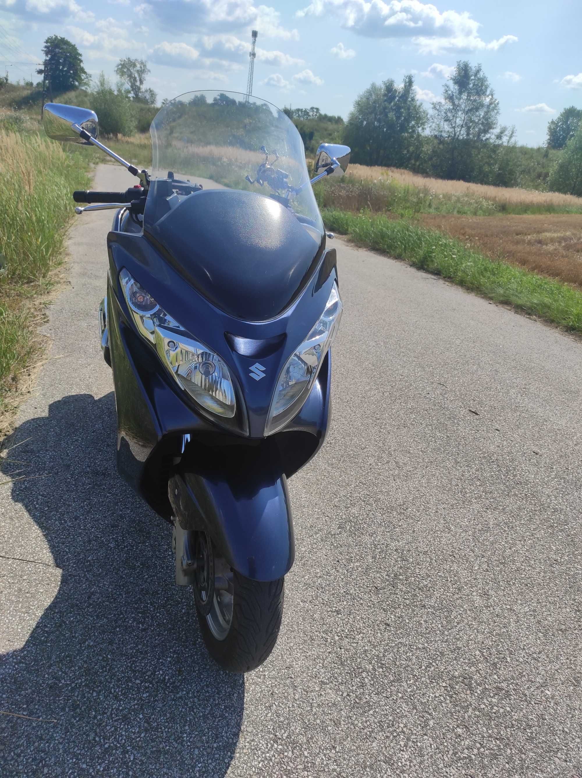 Suzuki Burgman 400