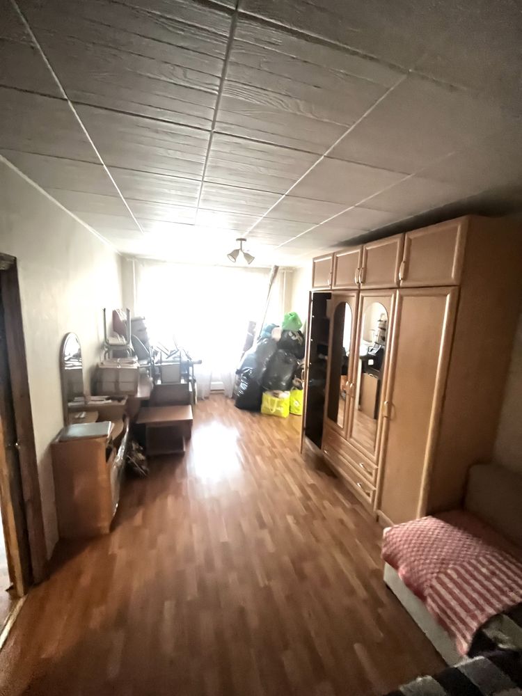 Продам 2-х кімнатну квартиру на Світанку Покровський район