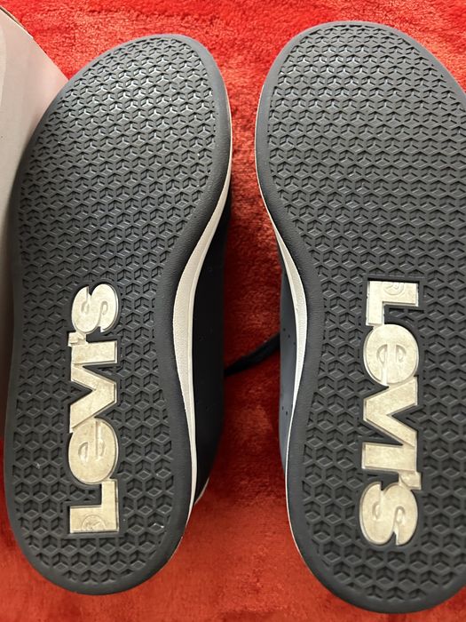 Tenis Levis azul marinho