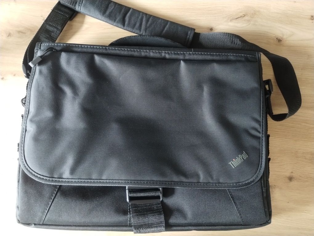Torba na laptopa ThinkPad Essential 15.6" Messenger