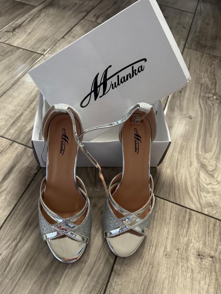 Buty wizytowe obcasy okolicznościowe 38 nowe