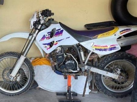 vendo ktm 400…..