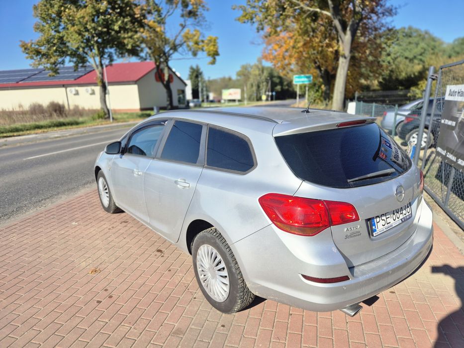 * Astra J * 2012 r * 1.4 140 KM * Klimatyzacja * Grzana Kierownica *