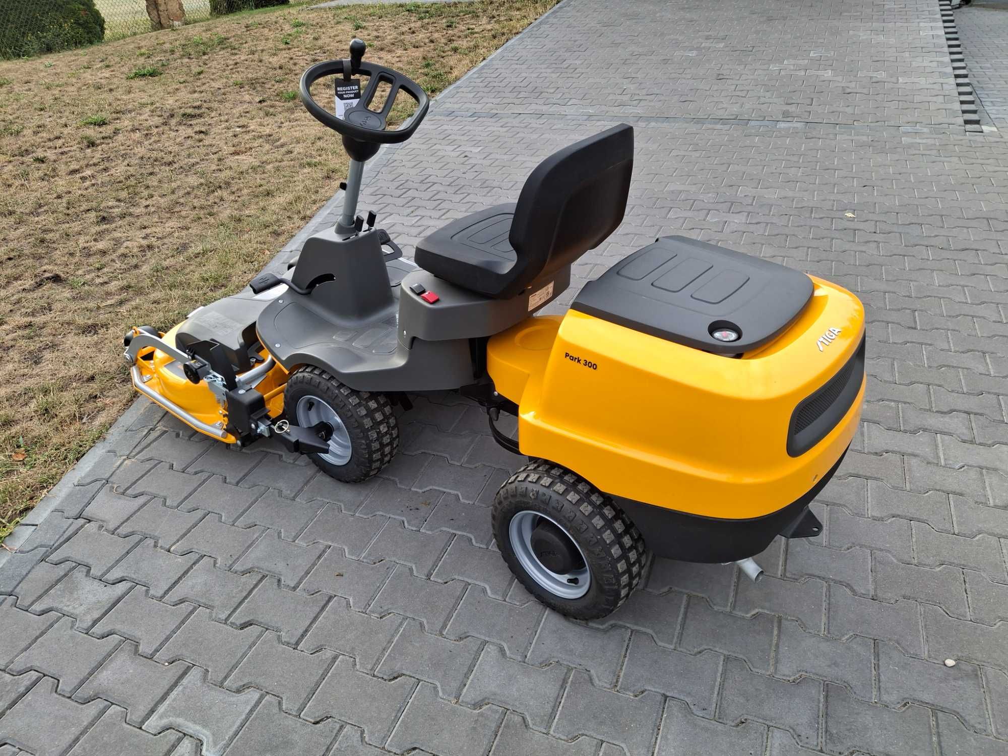 Traktorek stiga park 300 kosisko 95cm