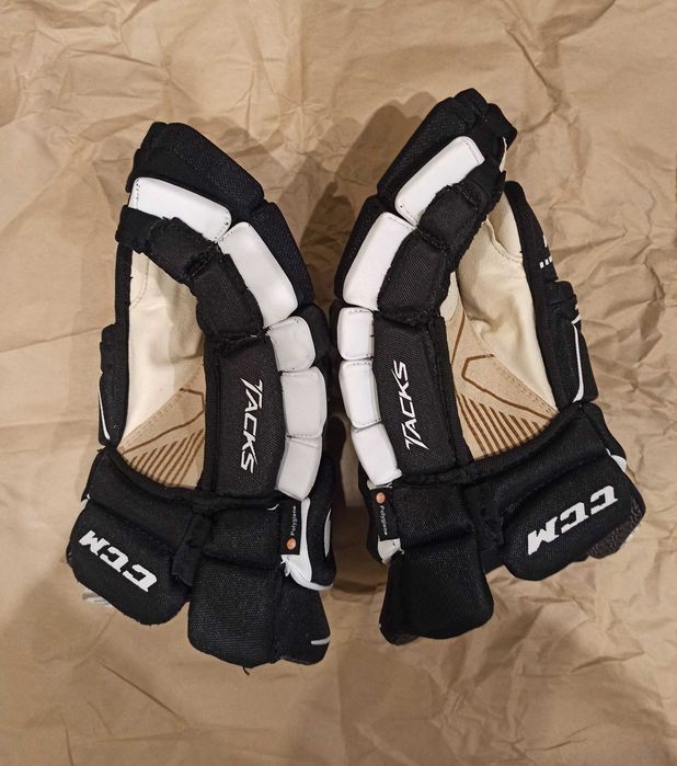 Хоккейные перчатки CCM Tacks Classic Pro