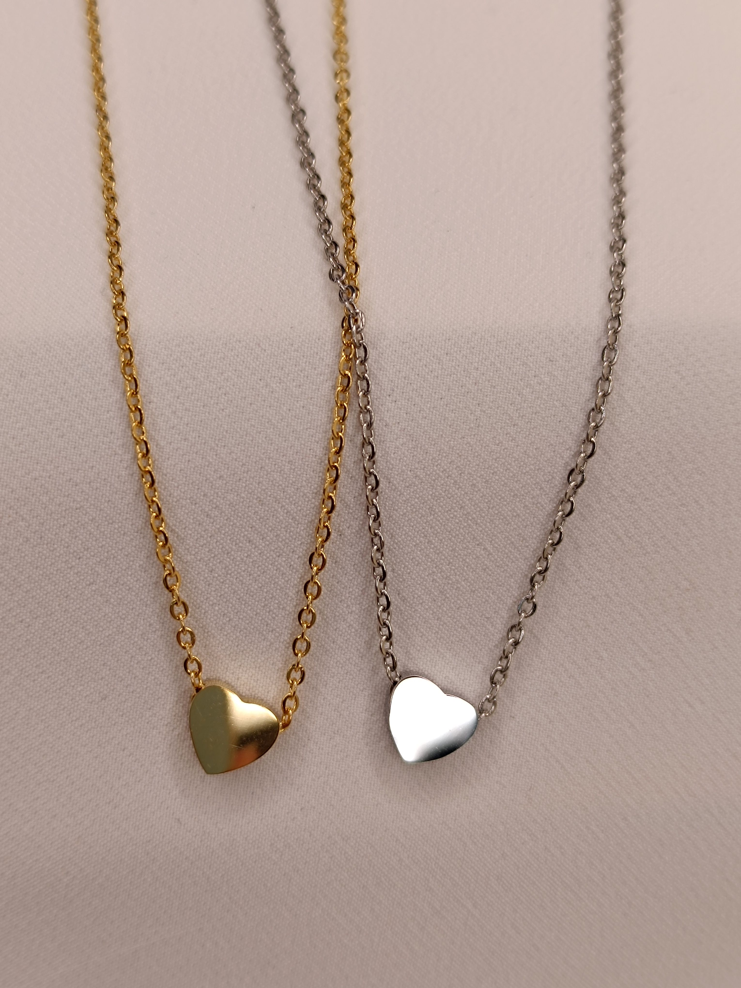 Necklace / Heart Yarn