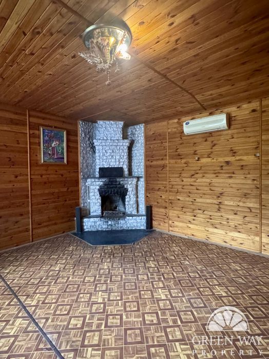 Будинок біля озера| Віта-Литовська, Голосіївський район