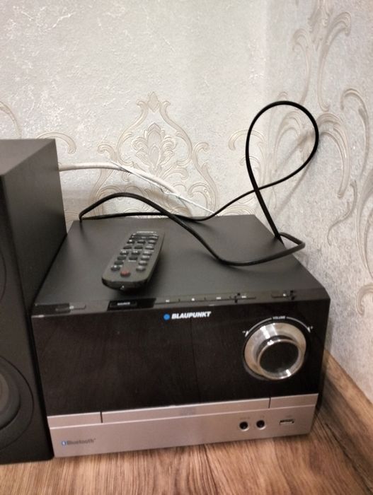 Аудіо.   система