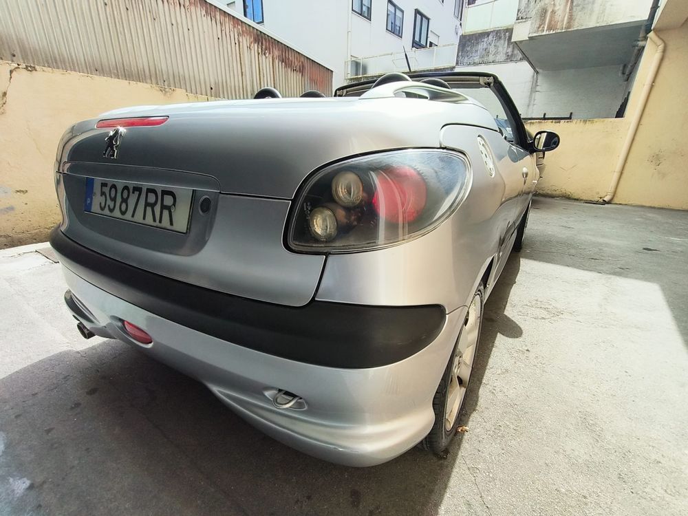 Peugeot 206 CC 1.6 Gasolina 110cv