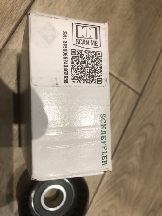 Натяжний ролик генератора Renault