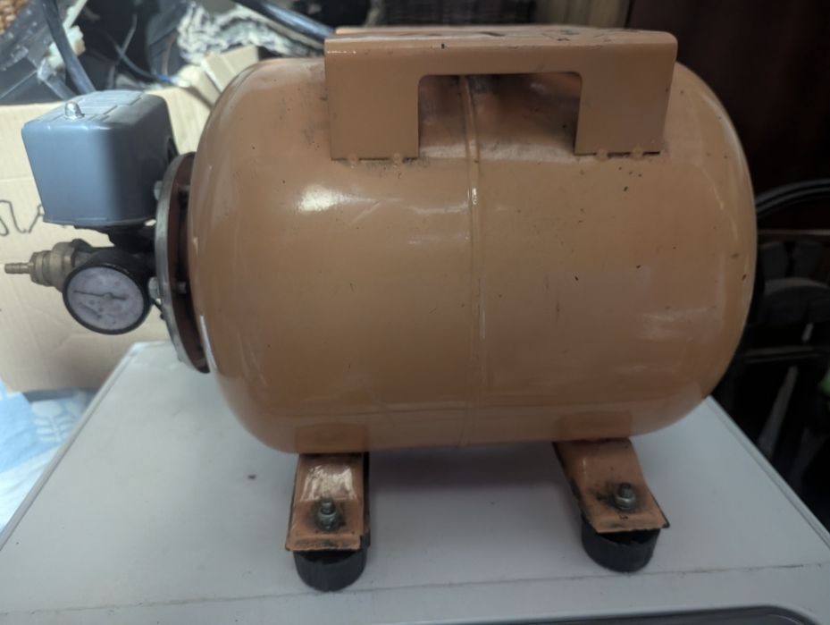 Компресор без двигуна