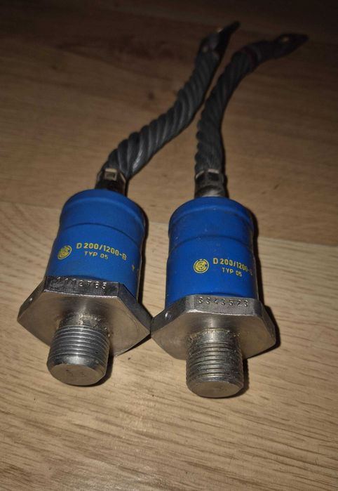 Dioda prostownicza wysokoprądowa D200/1200-B , 200A 1200V , 2szt