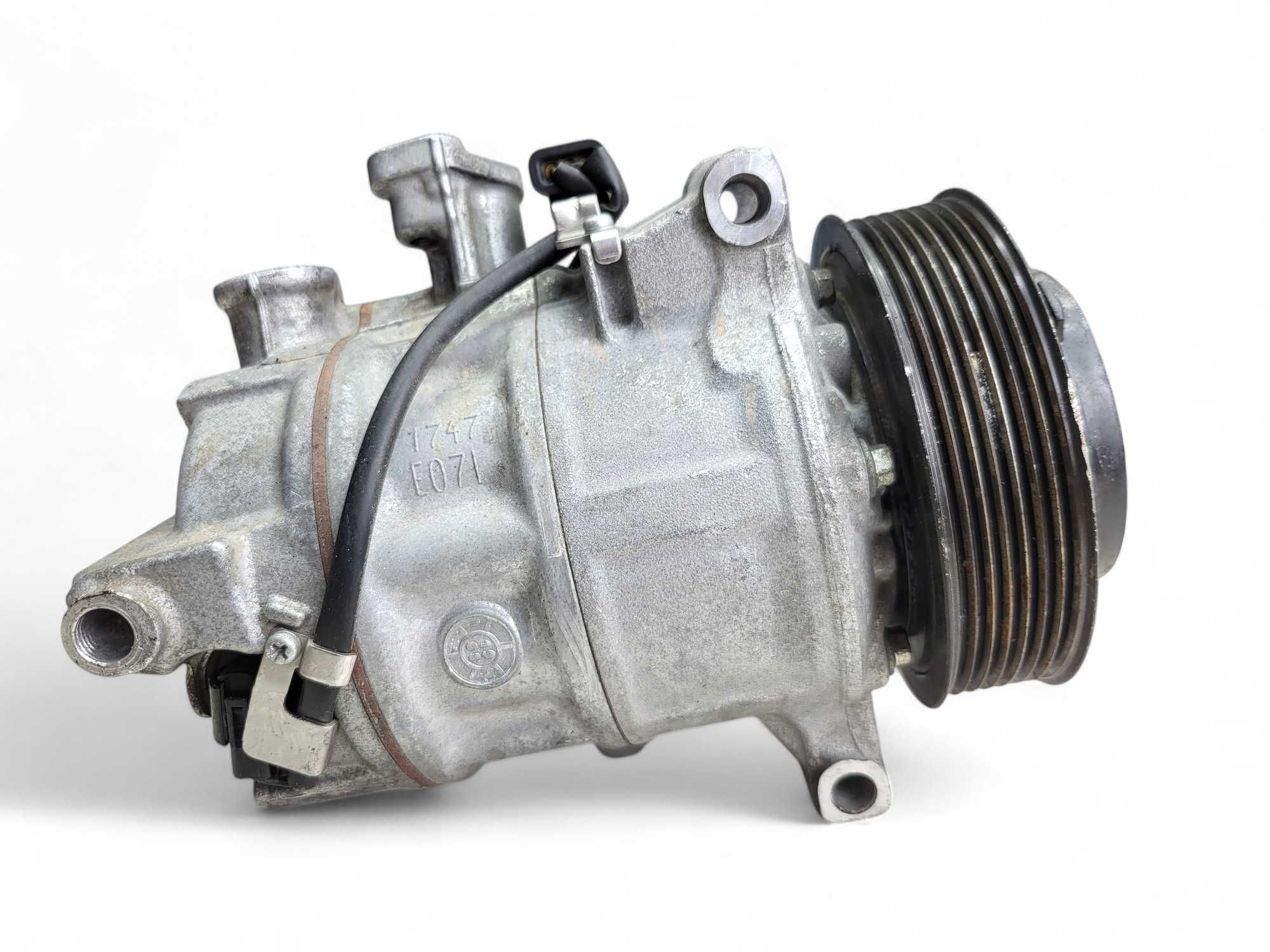 Компрессор кондиционера Mercedes W205 W206 W213 1.5 2.0 EQ Boost