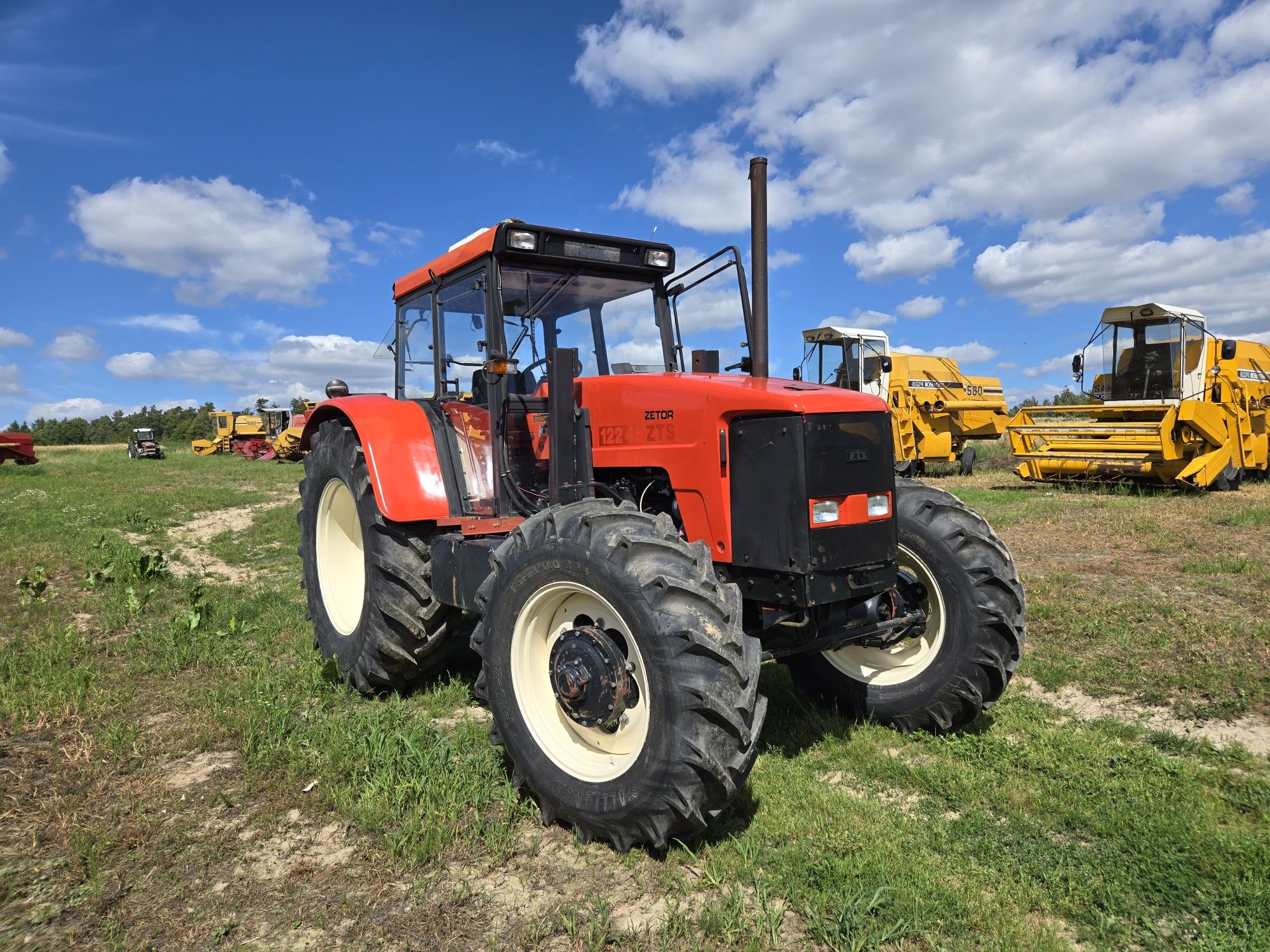 Ciągnik Zetor ZTS 12245 / 16245 / 10540 Import Skandynawia