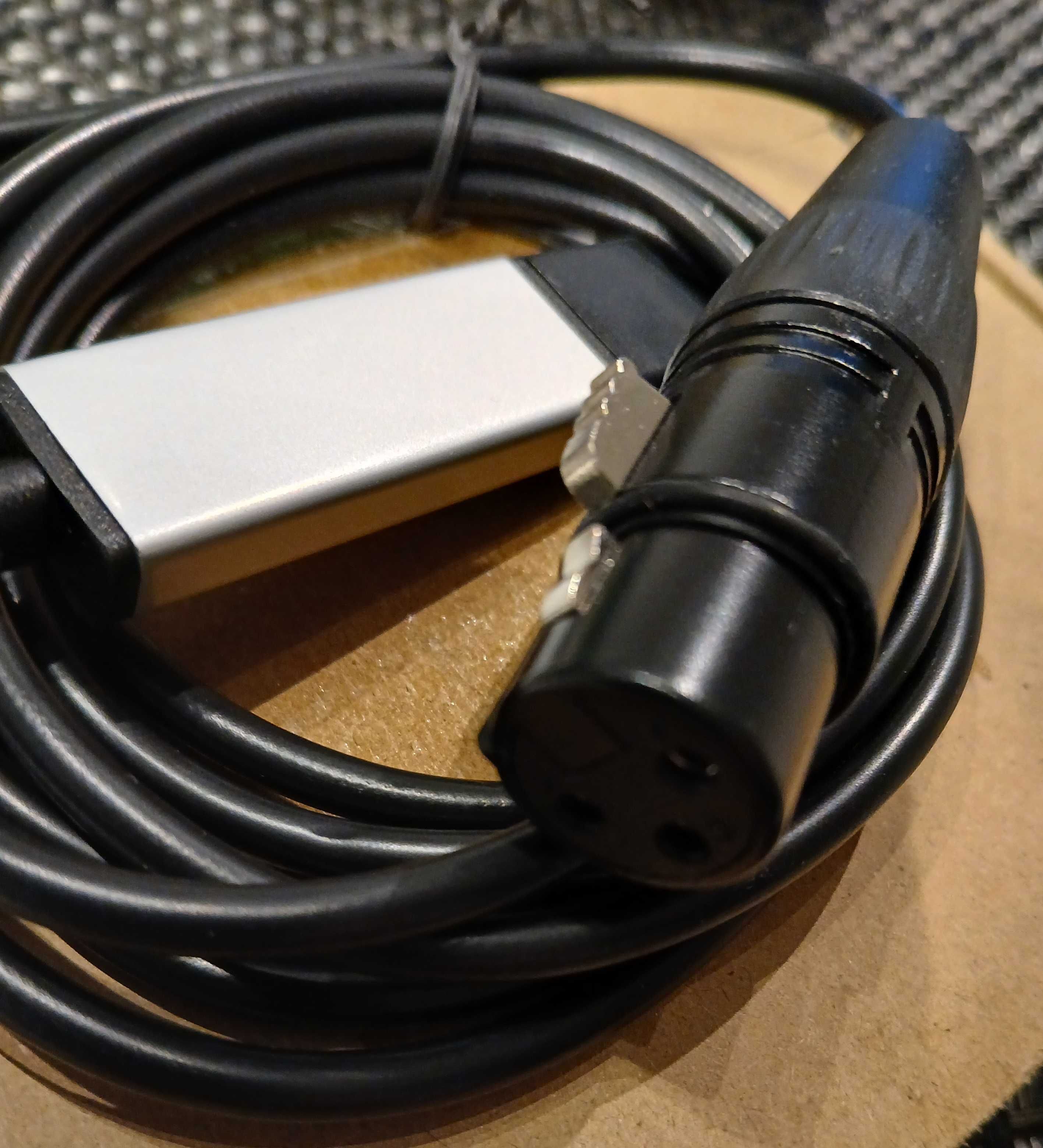 Kontroler DMX pod USB do komputera np. pod Freestyler