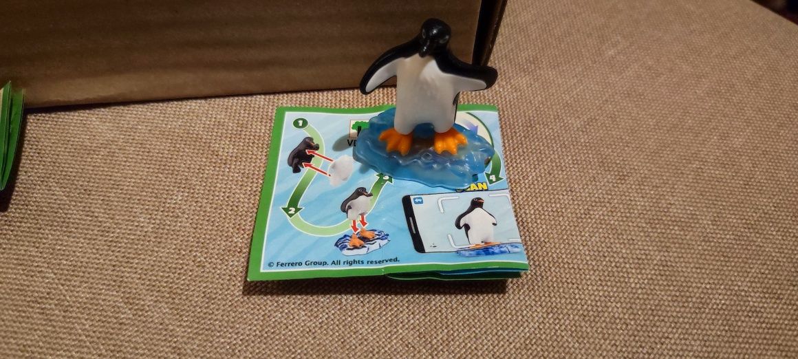 Kinder niespodzianka natoons pingwiny