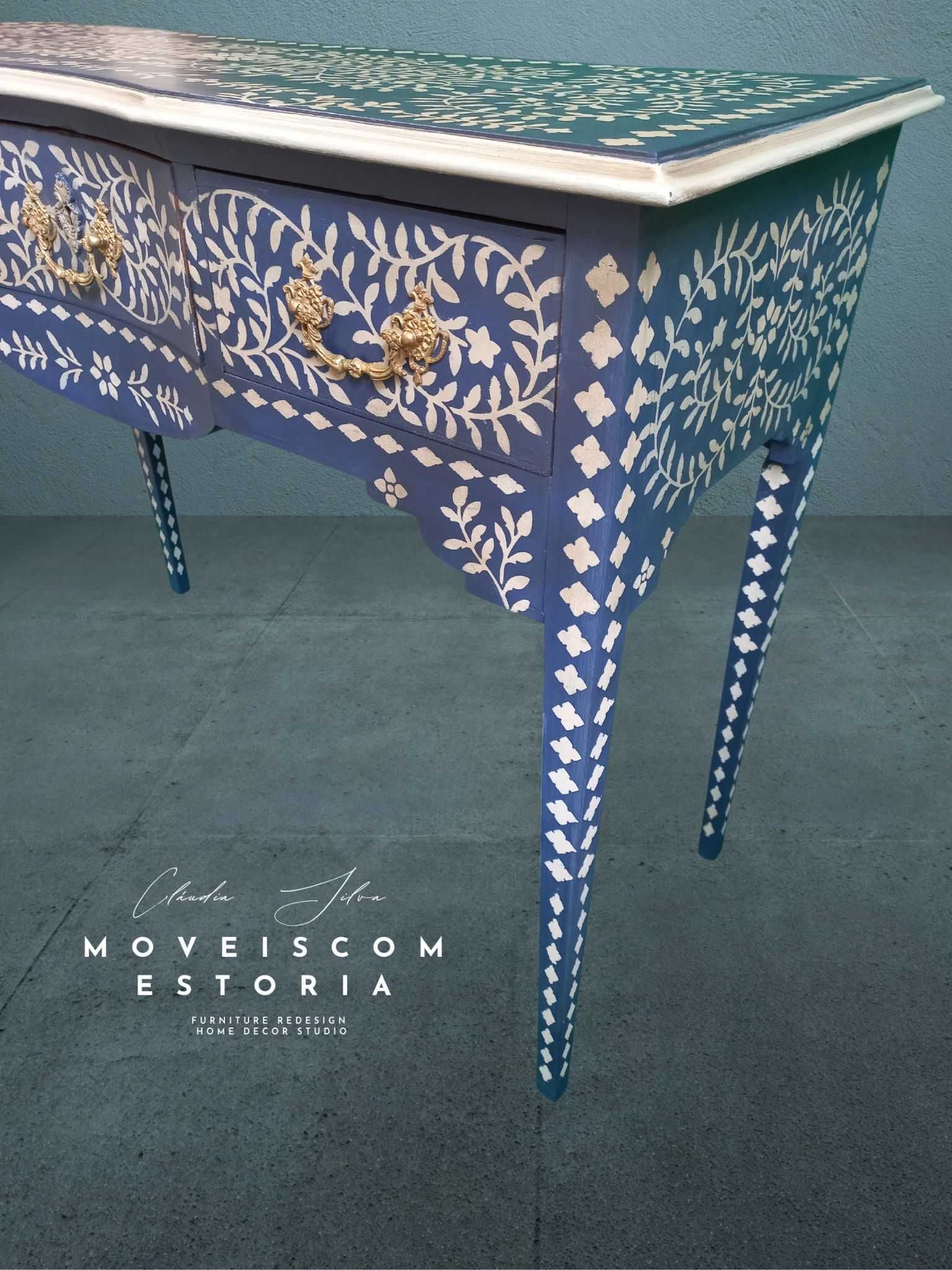 Consola Indigo Bone Inlay
