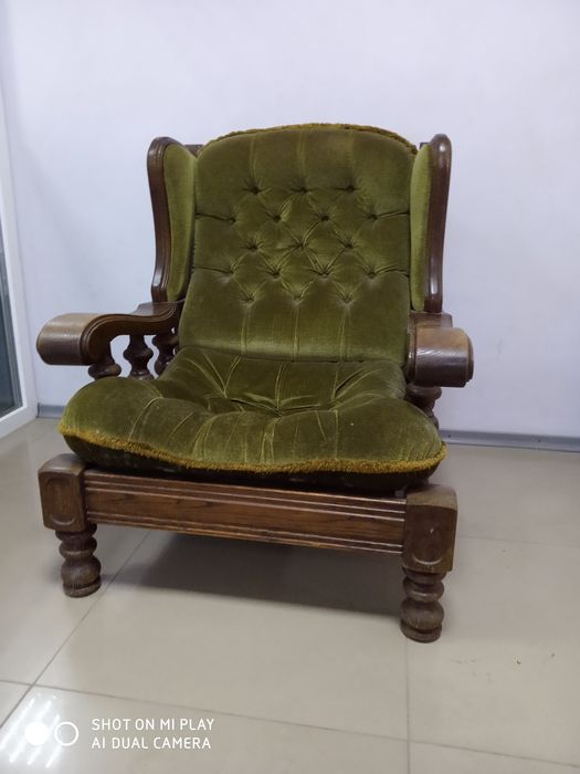 Продам диван +2 кресла