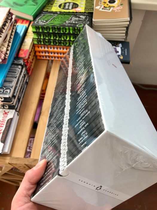 Подарунковий набір англійською - 80 книг