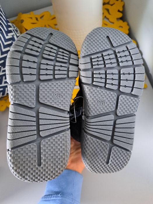 Nowe buty zimowe rozmiar 26