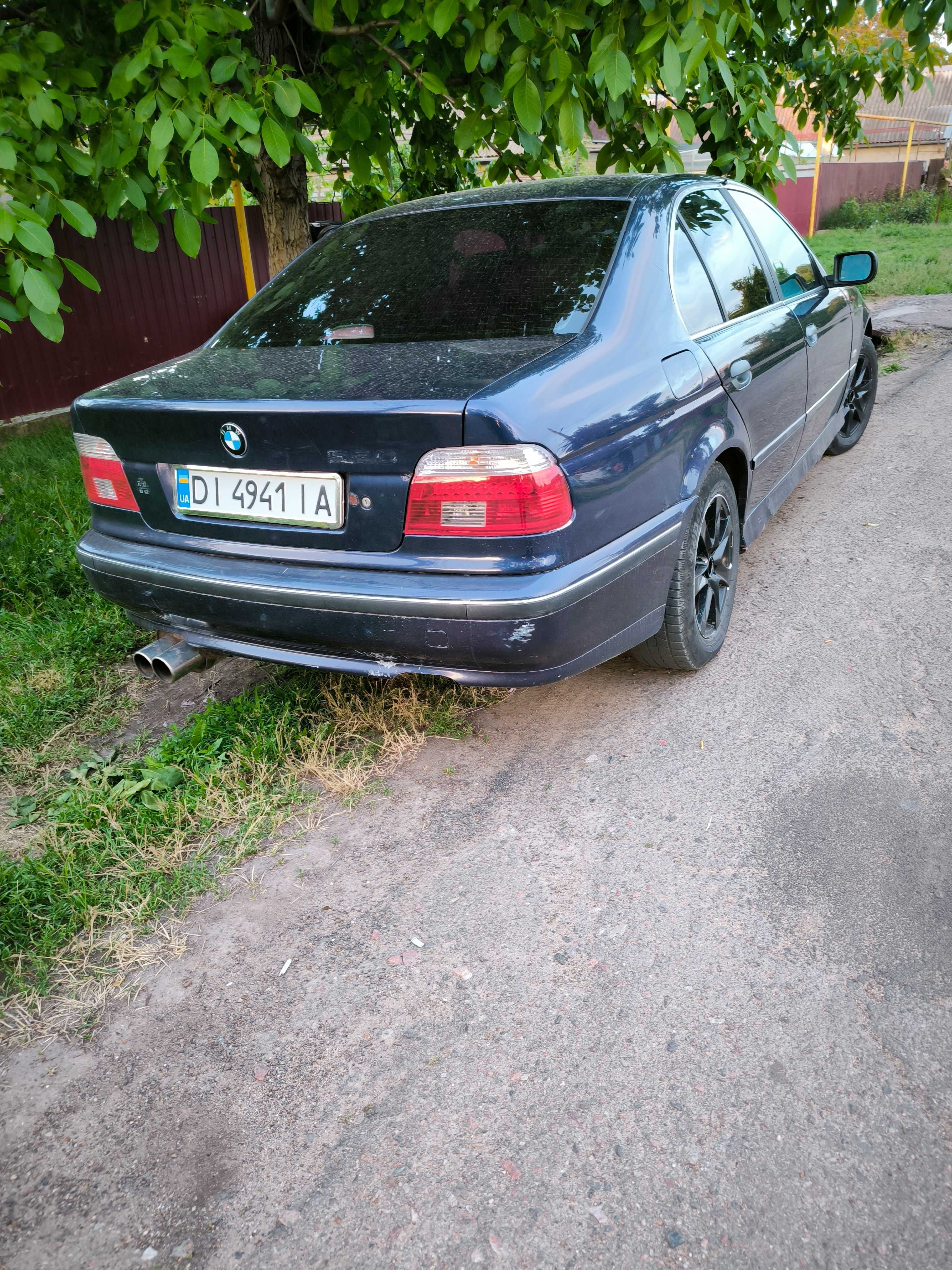 Продам Bmw e39 520