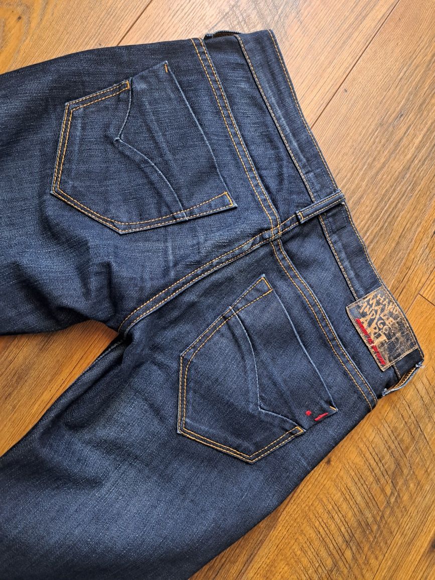 Spodnie jeansowe damskie Americanos  25/30