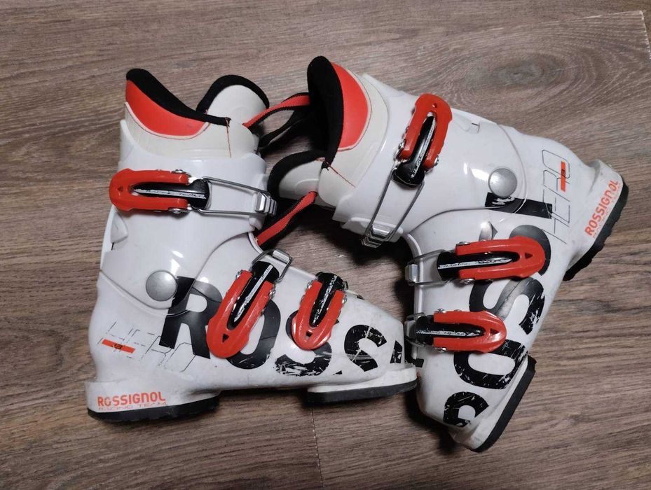 Лижні черевики ботінки