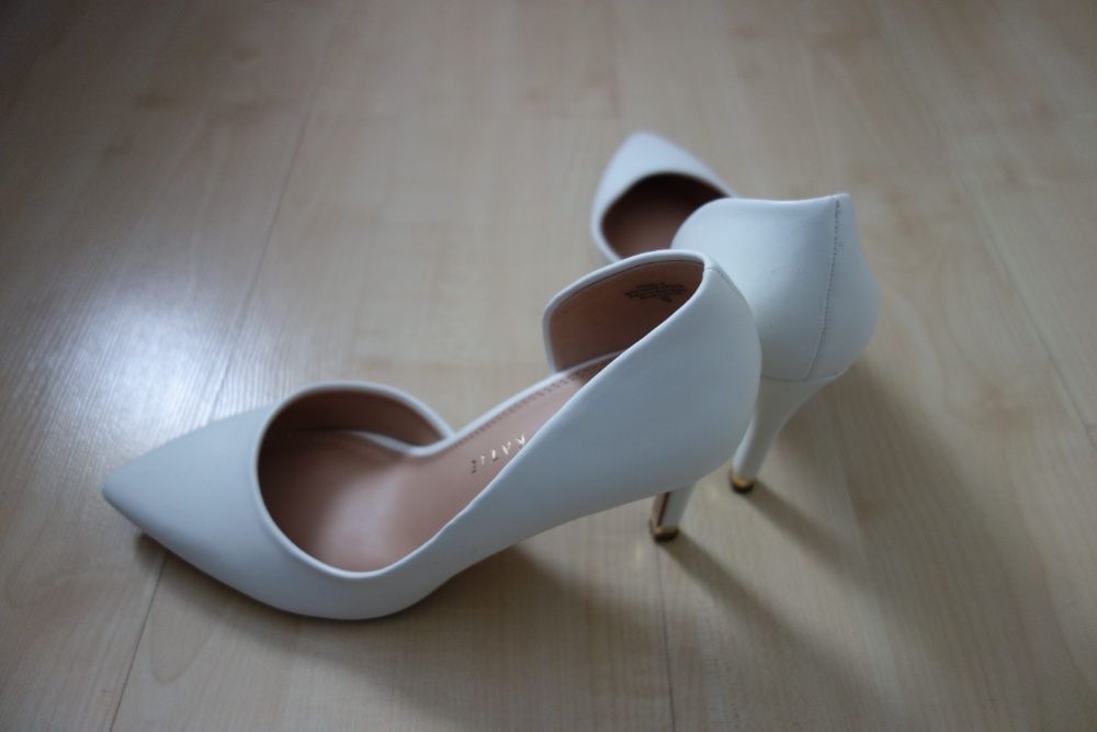 Buty ślubne, z USA, piękne (r. 38)