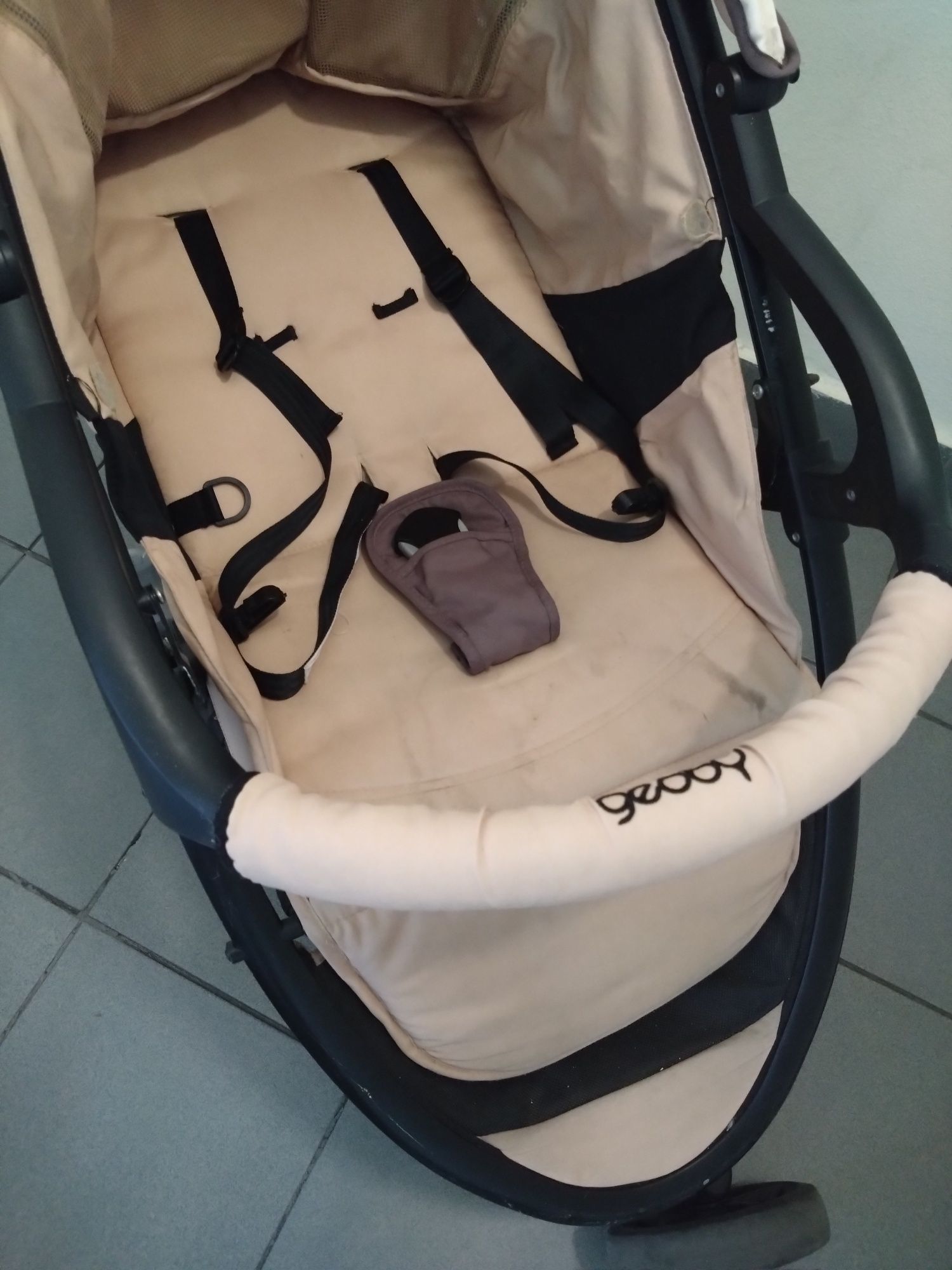 Spacerówka Geoby C409