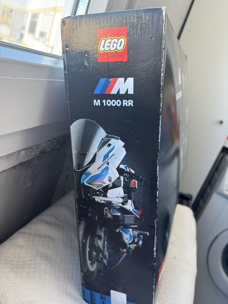 BMW m 1000 rr, lego de 43cm