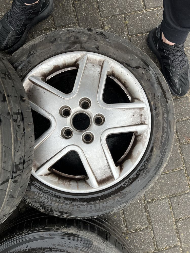 Felgi z oponami 205/55/16R Hankook