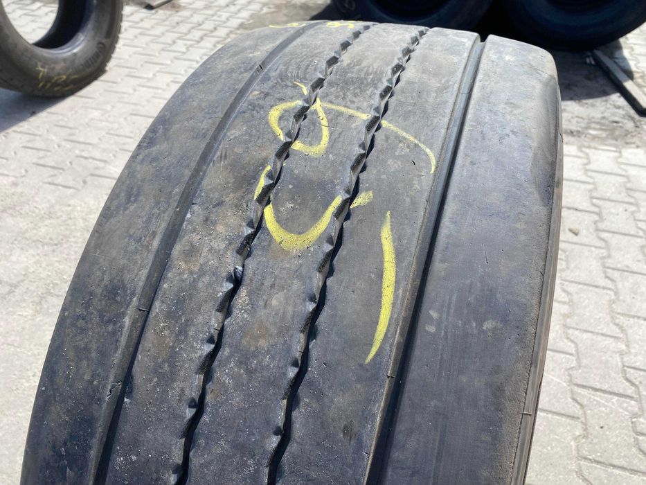 385/55R22.5 Opona CONTINENTAL CONTI HYBRID HT3  9-10mm Naczepa HT 3