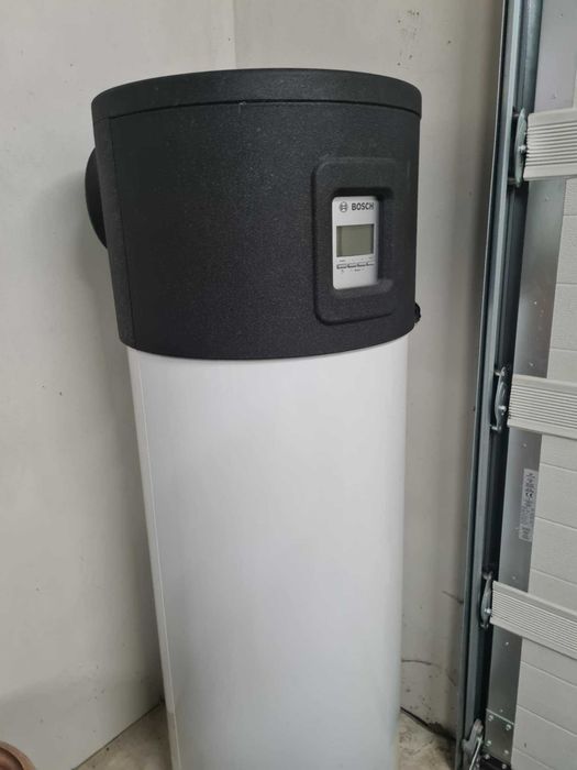 Bosch Pompa ciepła do c.w.u Compress 4000 DW