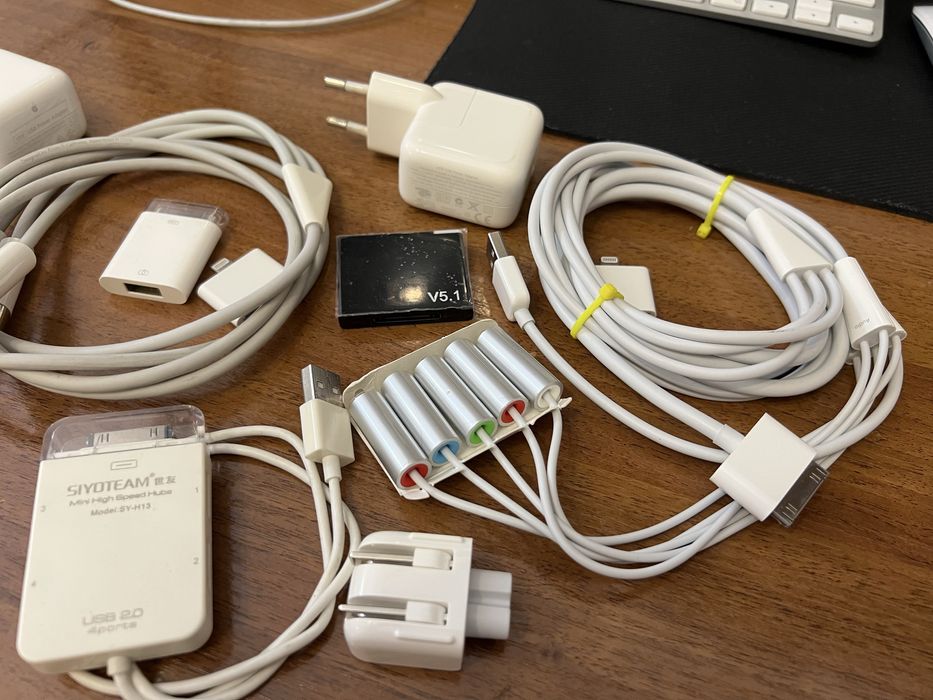 Лот Apple ipod iphone Bluetooth провода зарядки перехідники