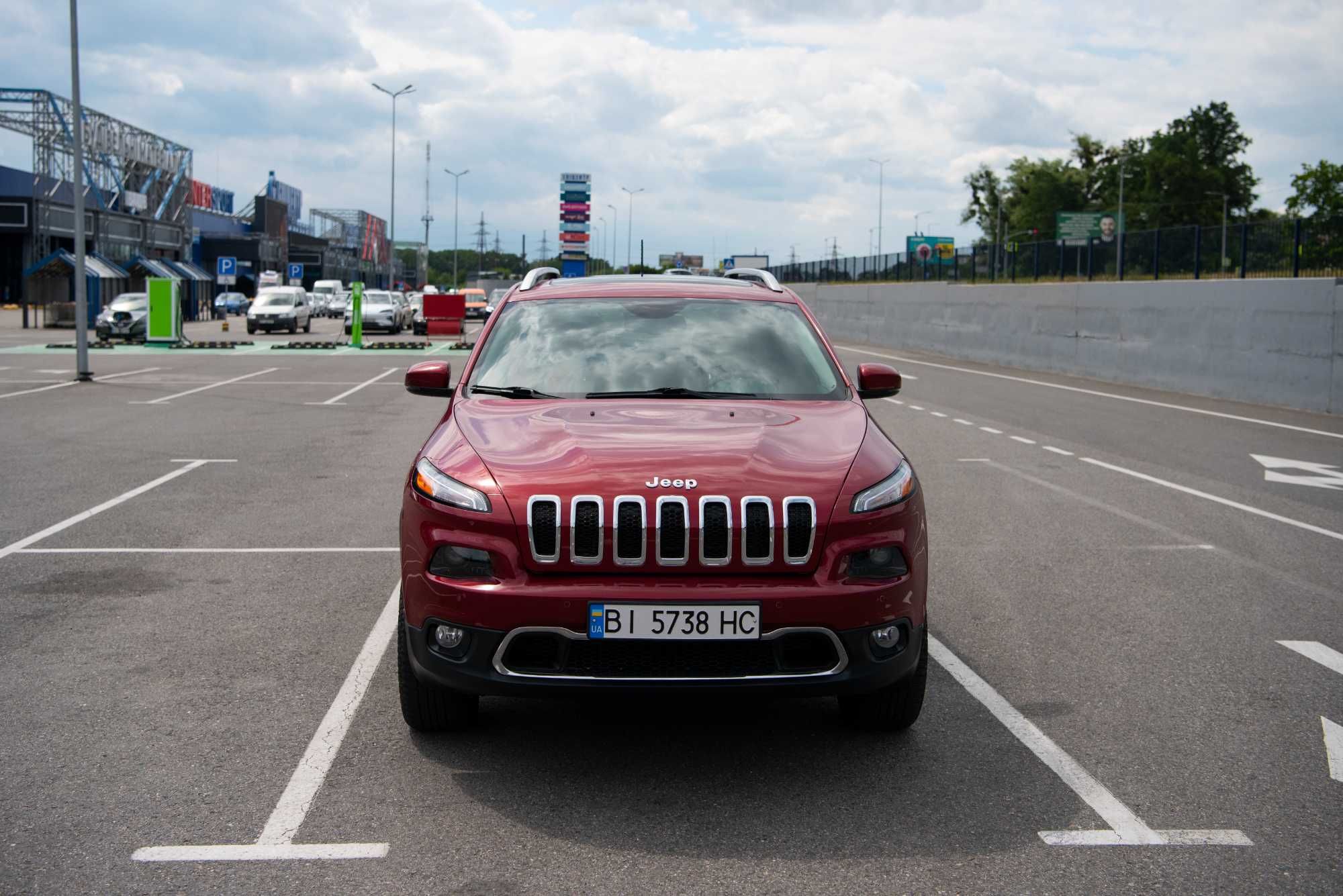 Jeep Cherokee KL 3.2 повний привід з цілою безпекою