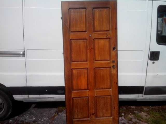 Drzwi zewnetrzne drewniane 80 cm.
