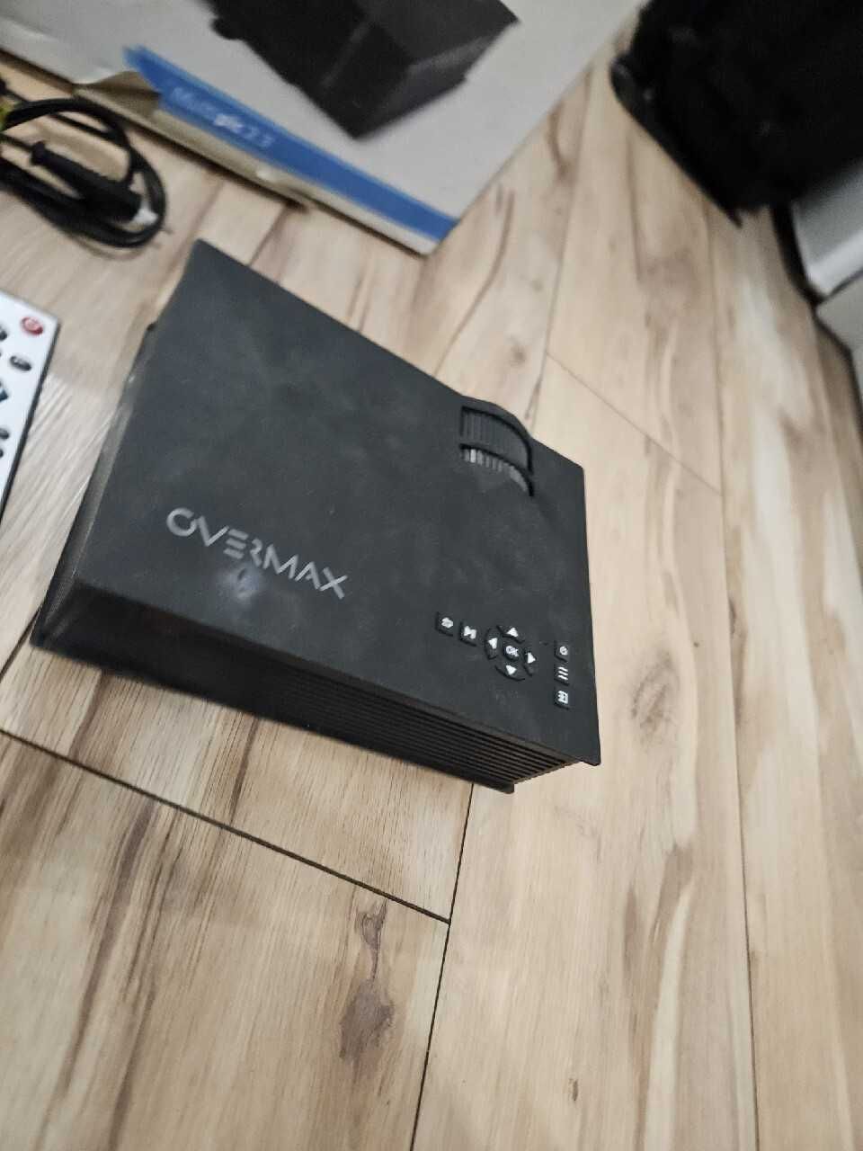 Projektor Overmax Multipic 2.3 WiFi sprawny + pliot