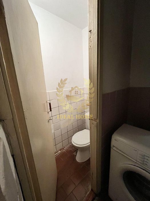 Продаж 2кімнат в гуртожитку 48 кв. м на вул. Петра Вершигори