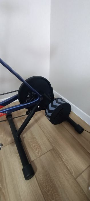 Велостанок wahoo kickr core велотренажер elite tacx