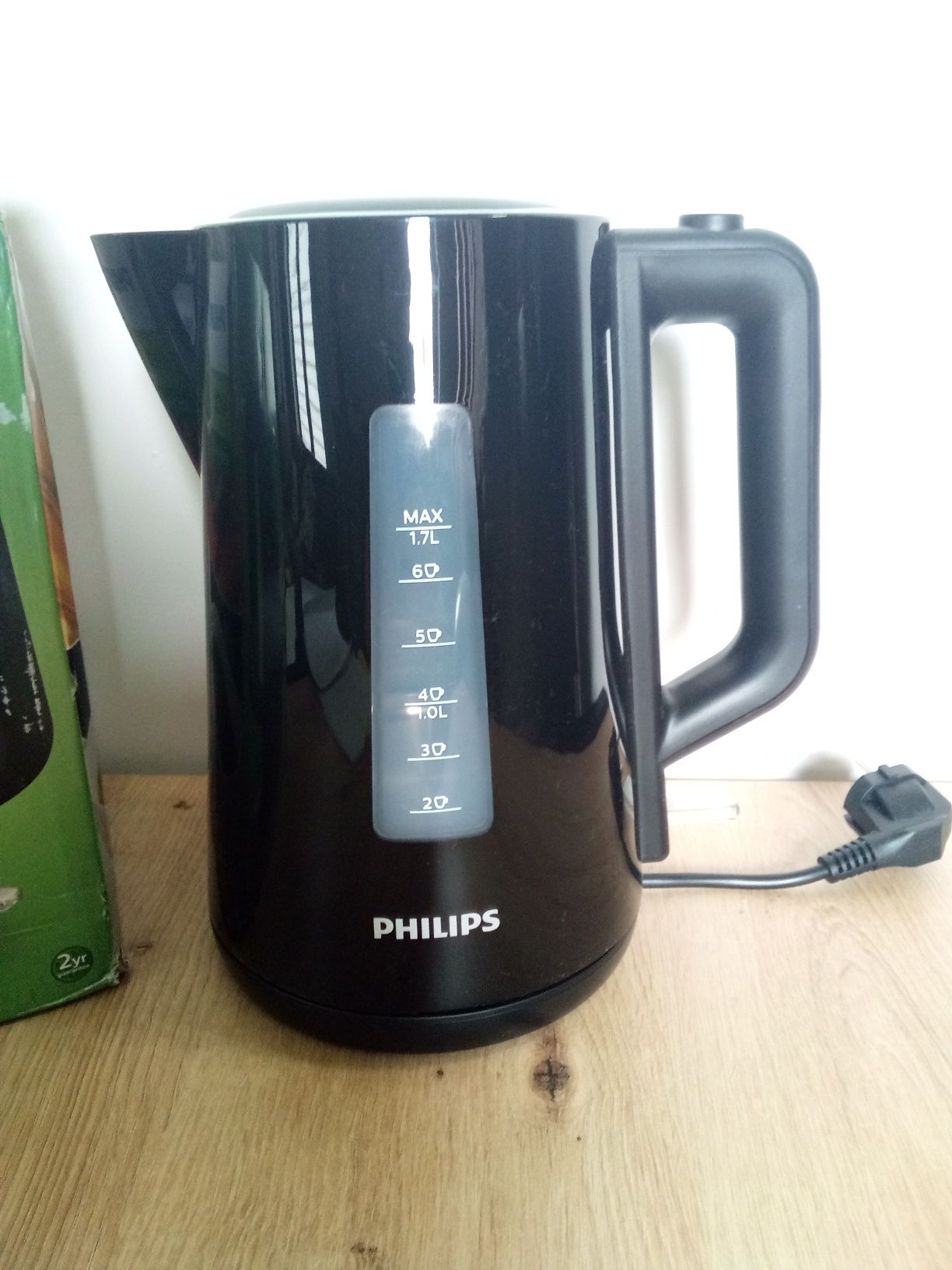 Czajnik elektryczny Philips HD9318/20 2200 W czarny