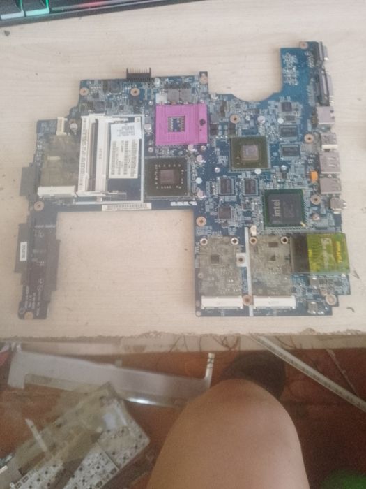 Материнская плата