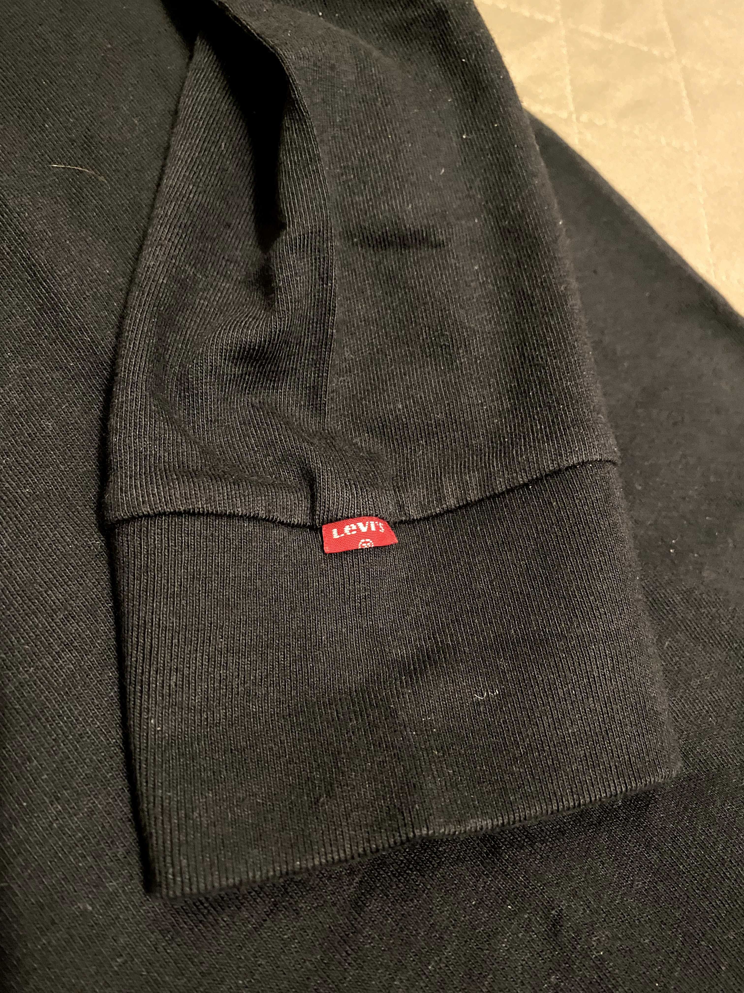 Продам новий чоловічий лонгслів Levis (Розмір М, Relaxed fit)