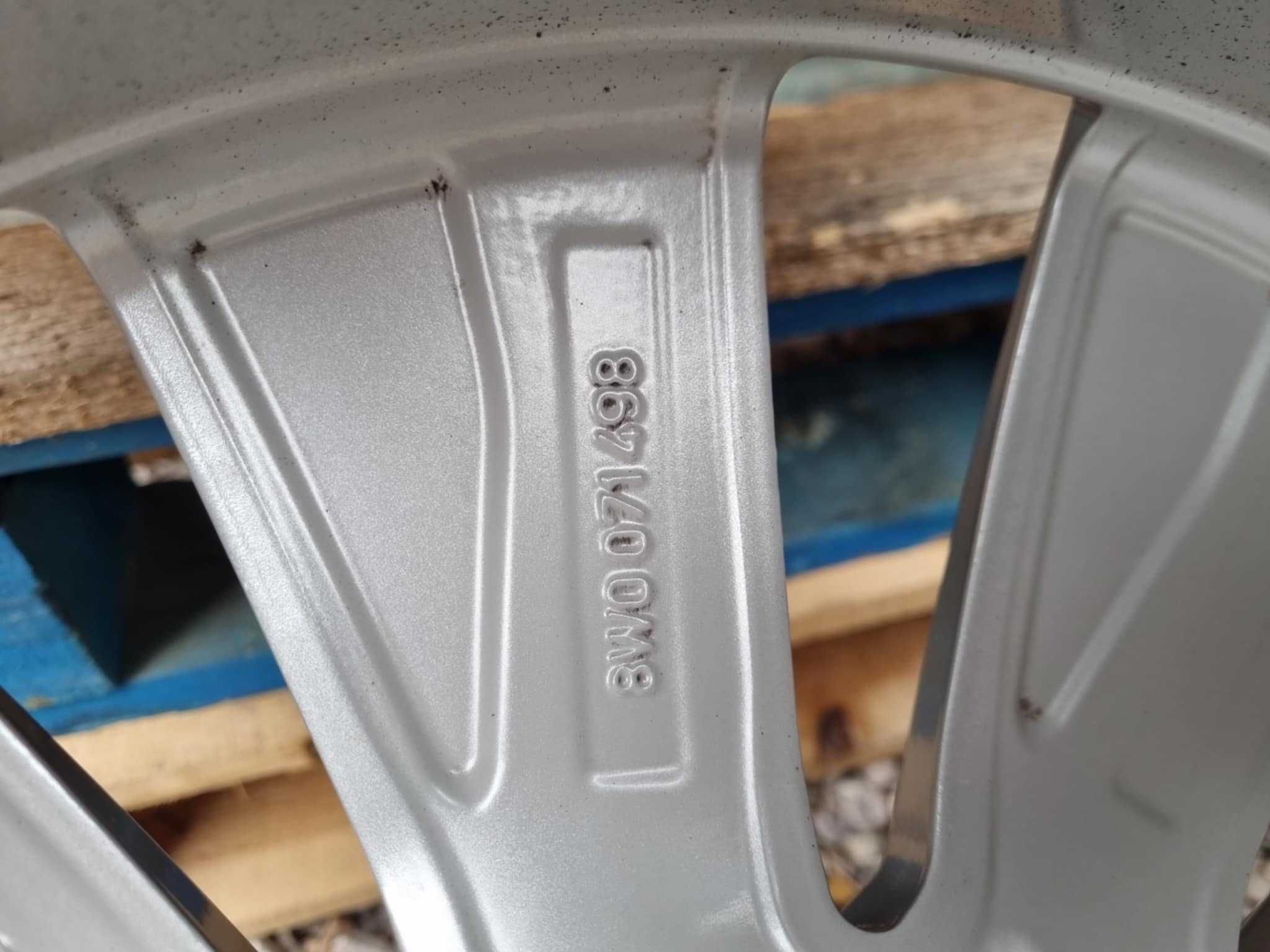 Alufelgi Koła Audi A4 B9 B8 Zima 8W0#071#498 A6 C7 C8  Arteon  Superb