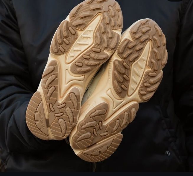 Кросівки Adidas 43 розмір