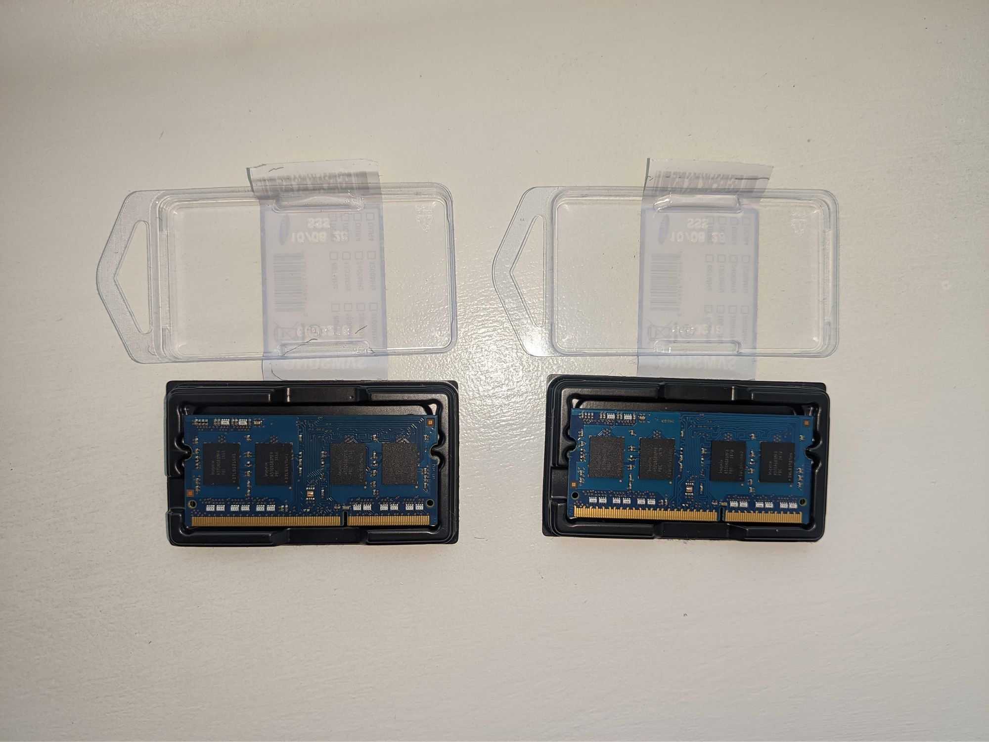Оперативна пам'ять Hynix 8GB (4GB + 4GB) DDR3 SODIMM 2 планки