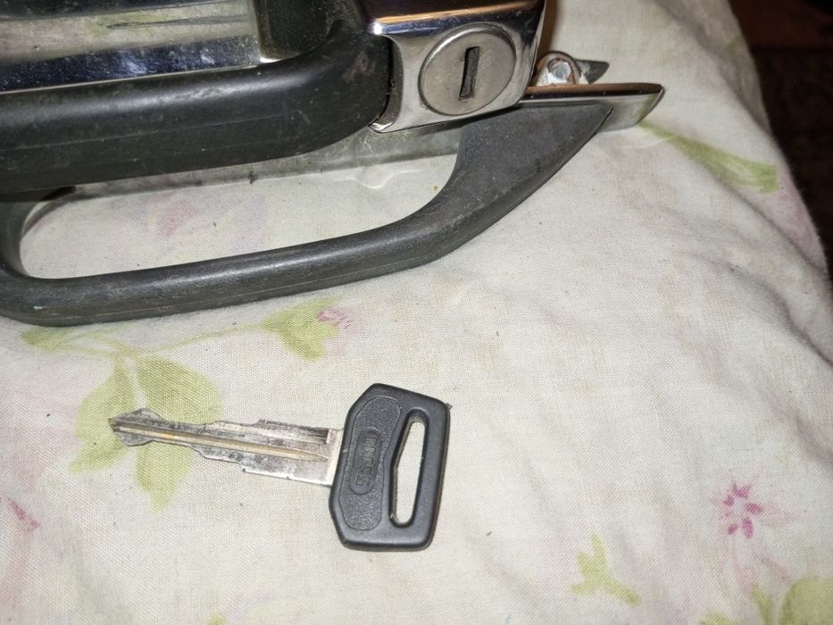 Продам ручку двери W123