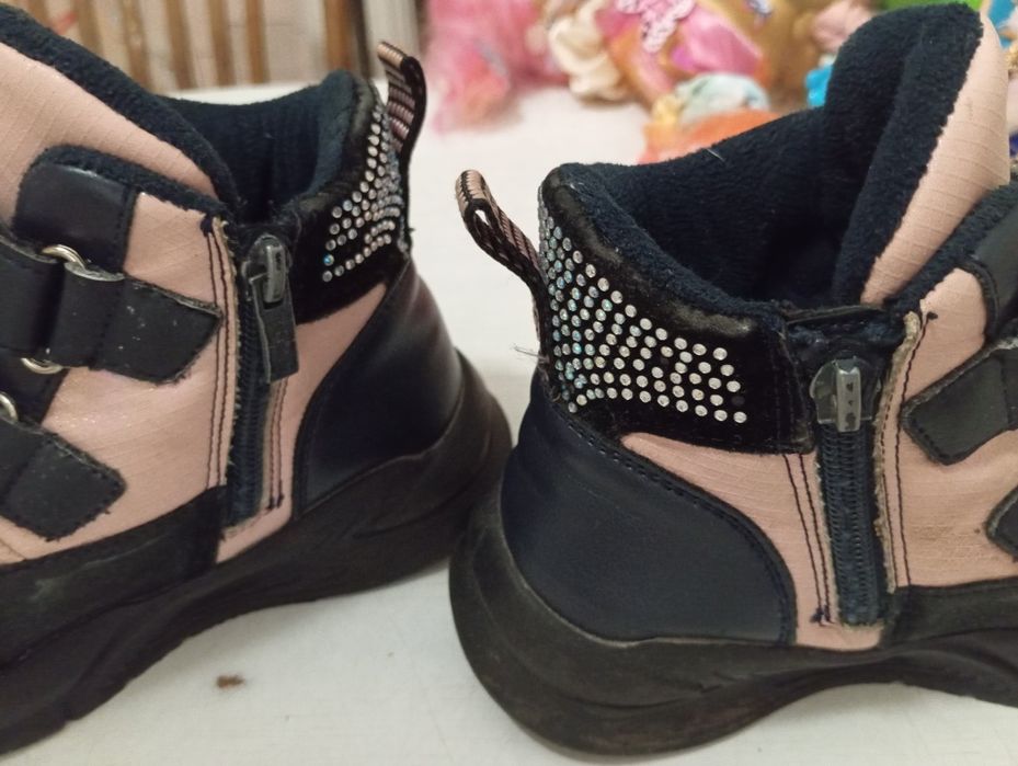 Черевички для дівчинки