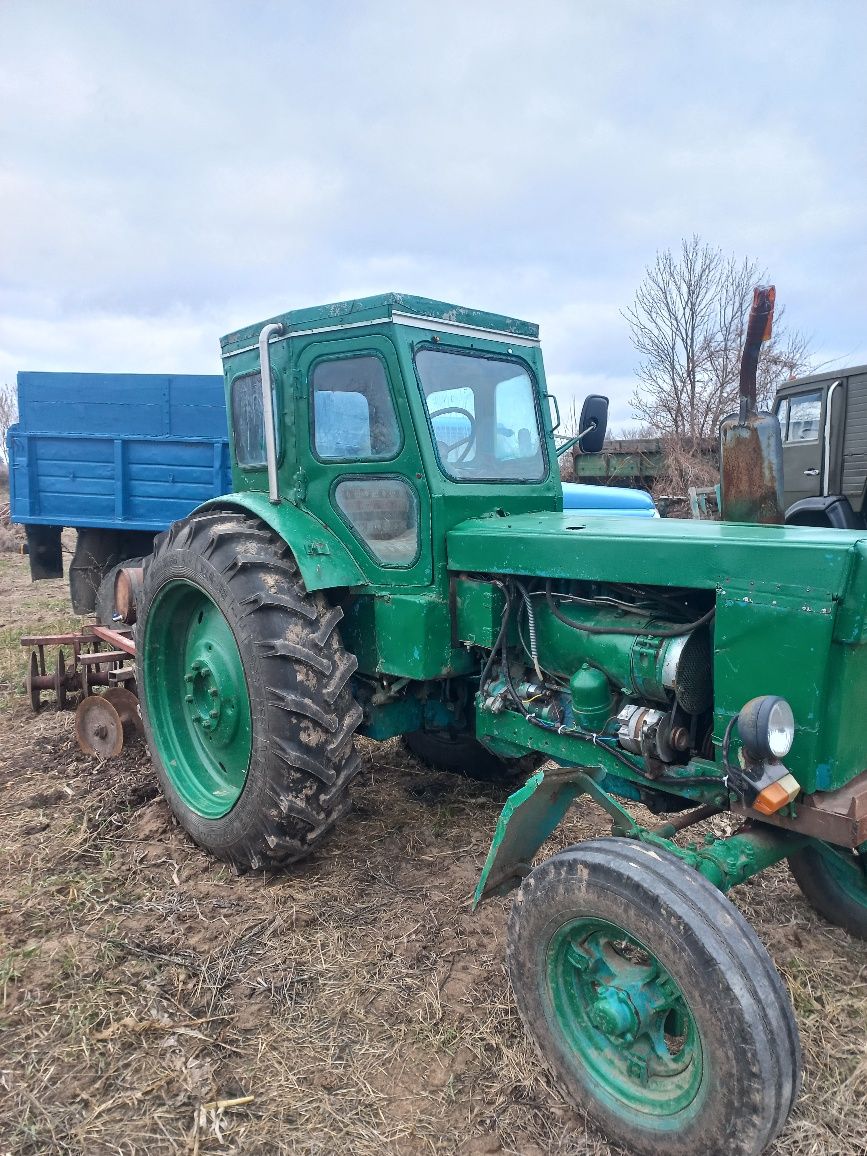 Сільськогосподарський трактор Т-40